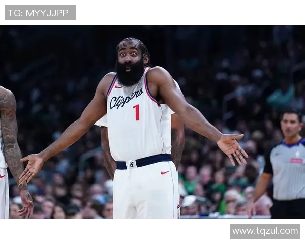 2月11日凯尔特人与快船精彩对决全场录像回放分析与精彩瞬间总结