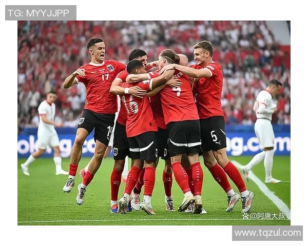 FC埃因霍温与阿贾克斯青年队激战正酣精彩对决引人瞩目